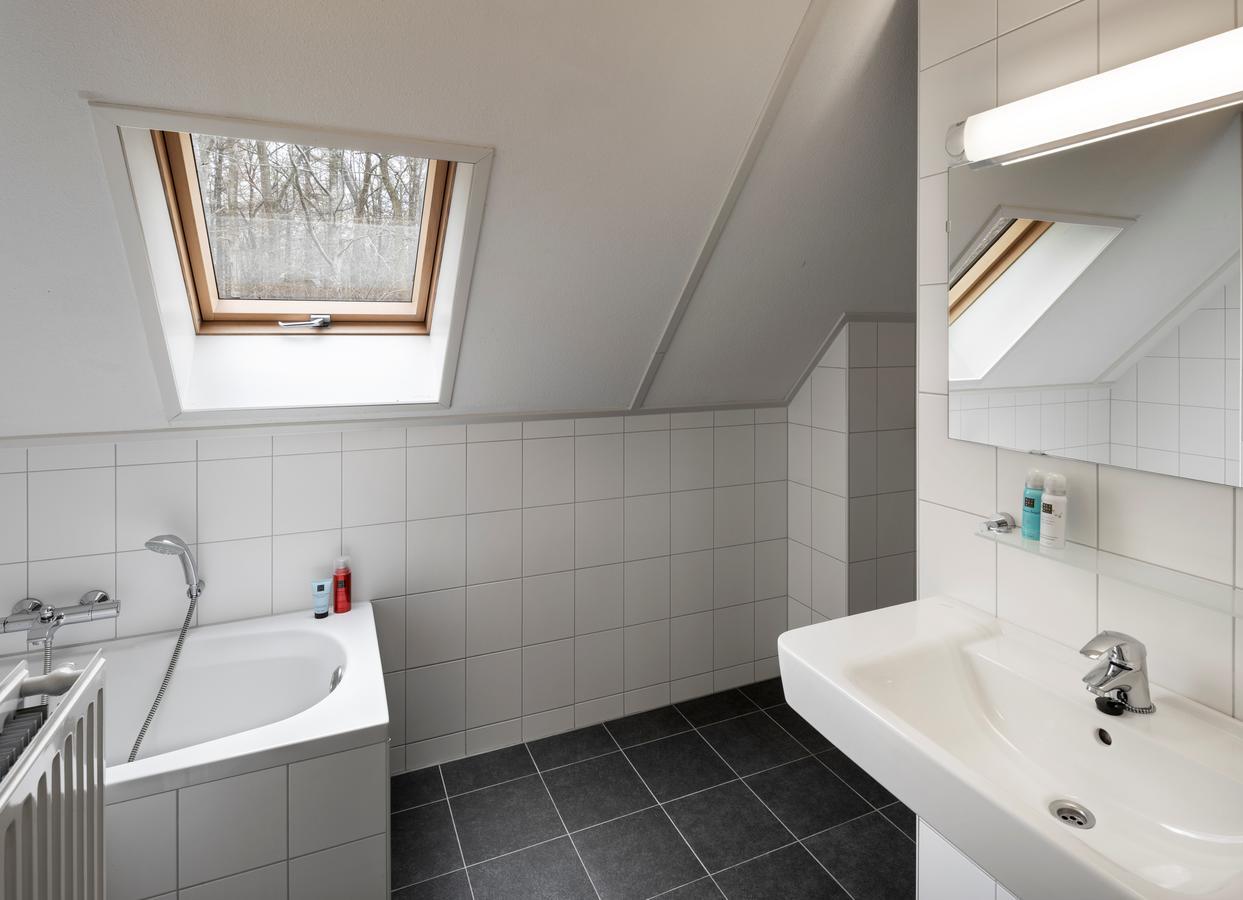 Roompot Buitenplaats De Marke Van Ruinen Phòng bức ảnh